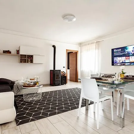 Di Campagna-with Wifi And Private Parking * Pecetto di Valenza