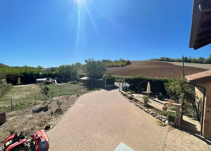 Apartment Di Campagna-with Wifi And Private Parking