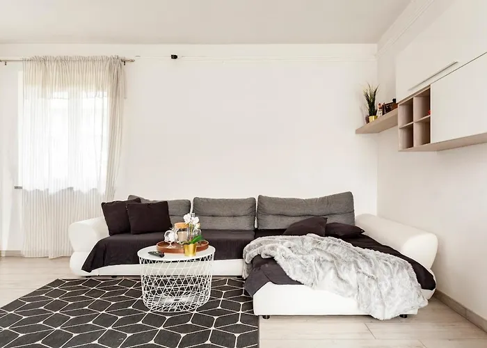 Di Campagna-with Wifi And Private Parking * Pecetto di Valenza