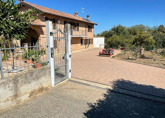 Di Campagna-with Wifi And Private Parking